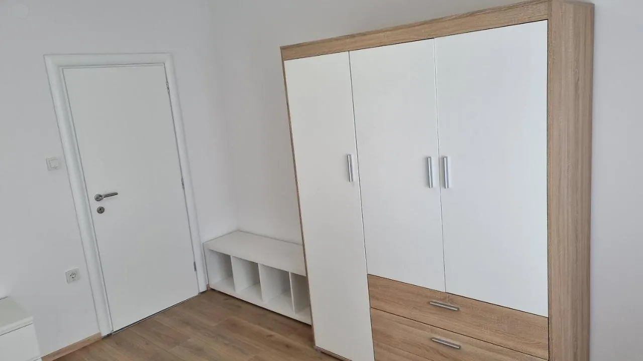 Apartmani Mali سيلتسي