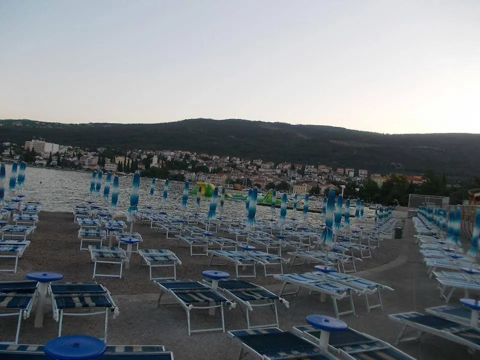 Apartment Apartmani Mali Selce
